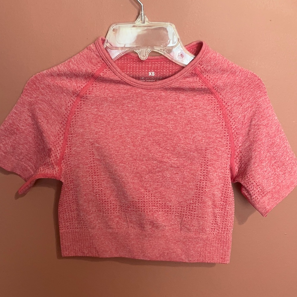 Amazon workout crop top